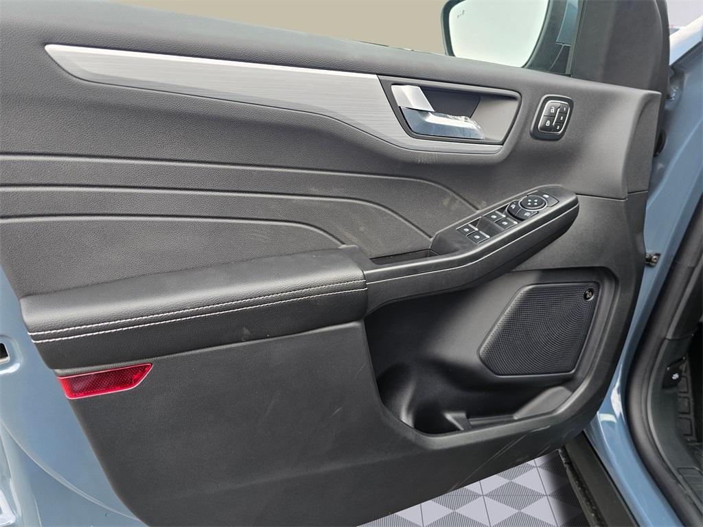 new 2025 Ford Escape car, priced at $45,180
