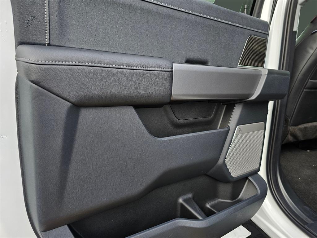new 2025 Ford F-250 car, priced at $91,960