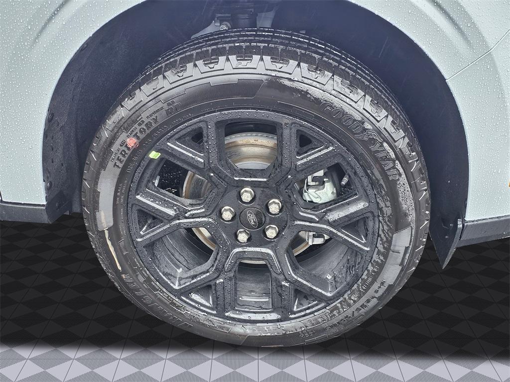 new 2025 Ford Maverick car, priced at $38,935