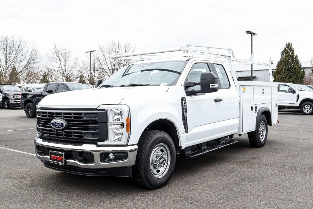 new 2023 Ford F-250 car