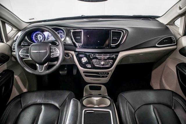 used 2022 Chrysler Pacifica car