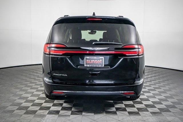 used 2022 Chrysler Pacifica car