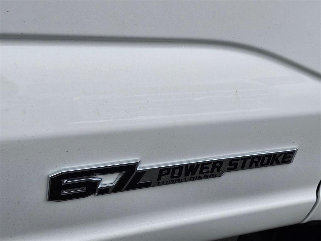 new 2025 Ford F-350 car, priced at $90,300