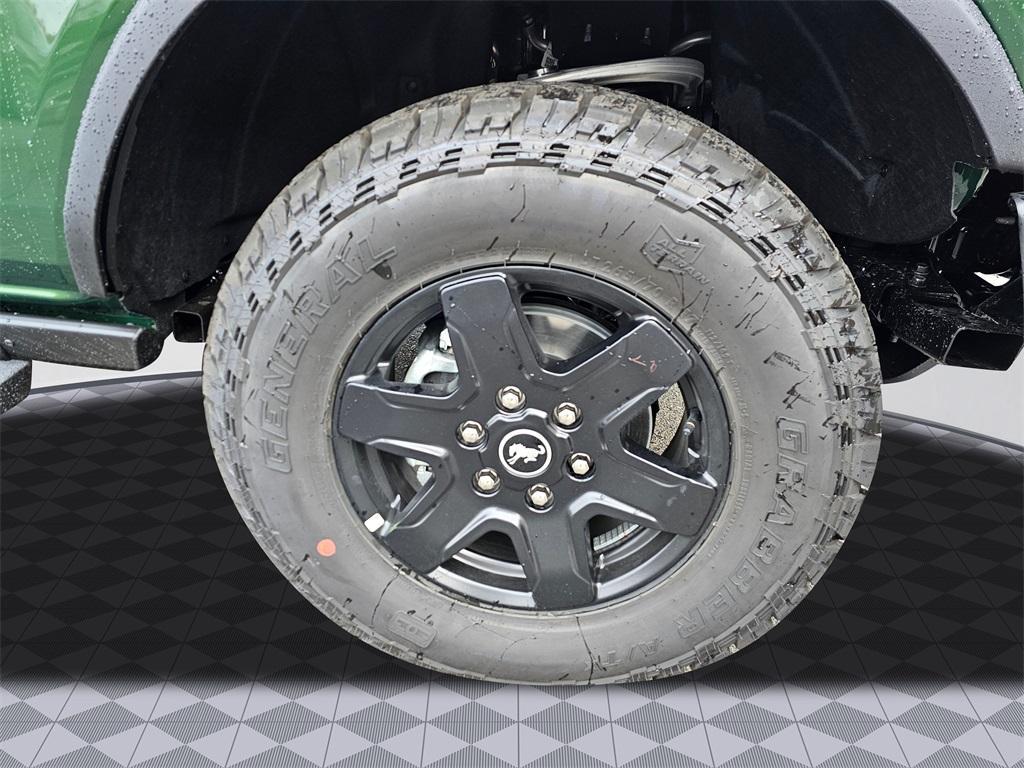 new 2025 Ford Bronco car, priced at $56,270
