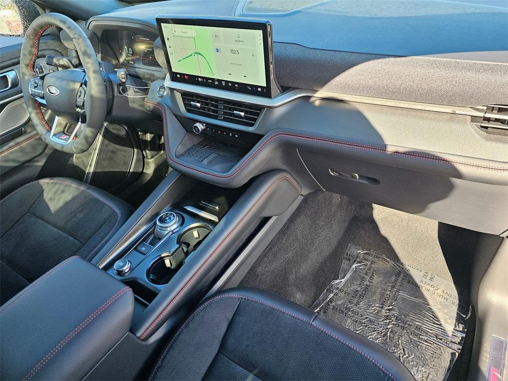 new 2025 Ford Explorer car, priced at $62,290