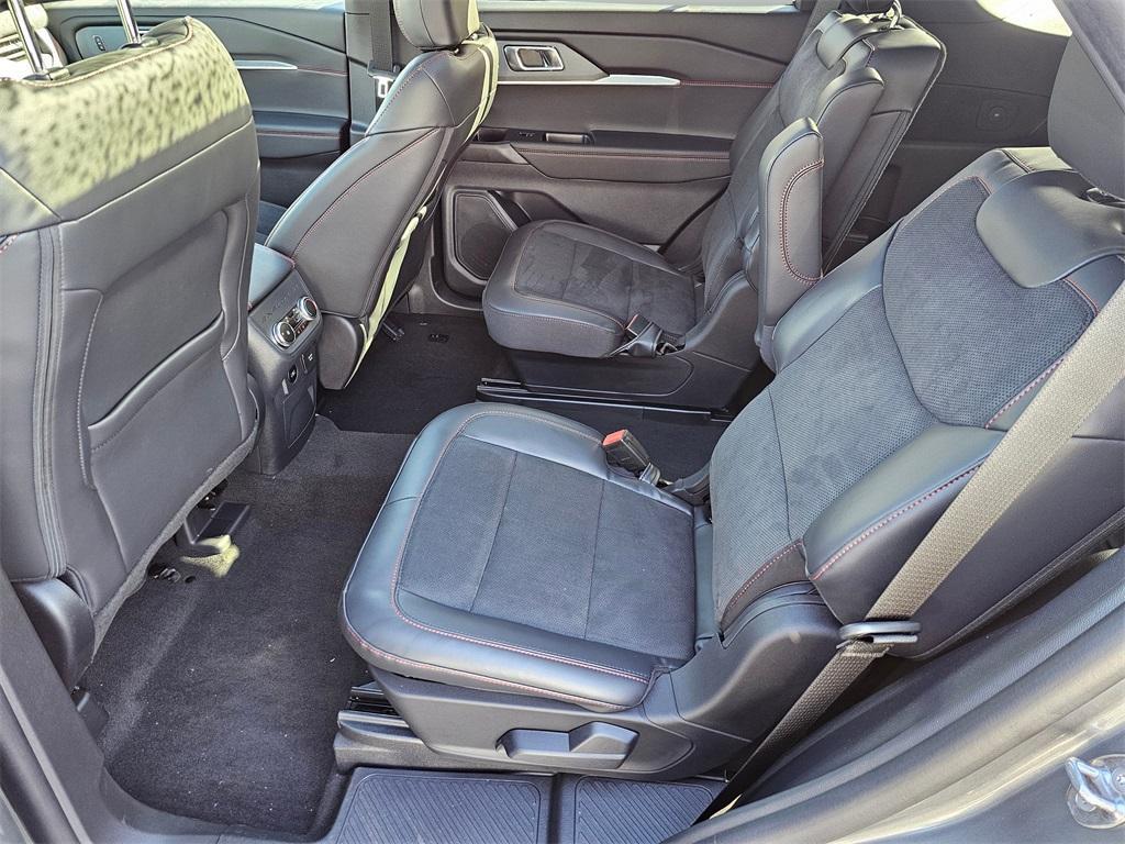 new 2025 Ford Explorer car, priced at $62,290