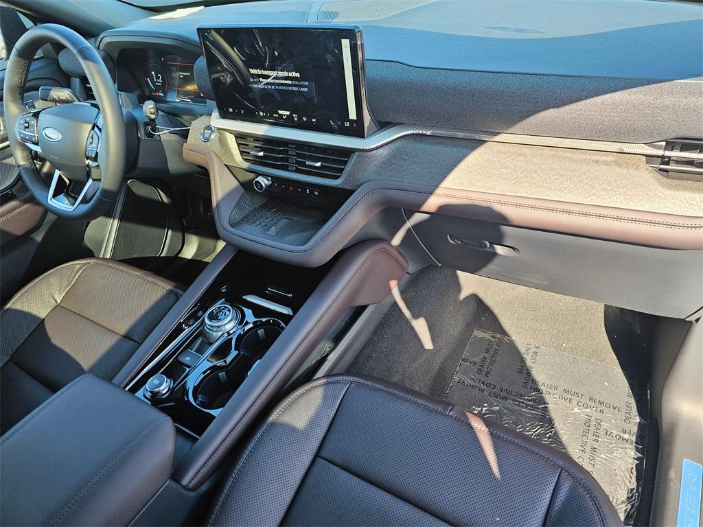 new 2025 Ford Explorer car, priced at $62,040