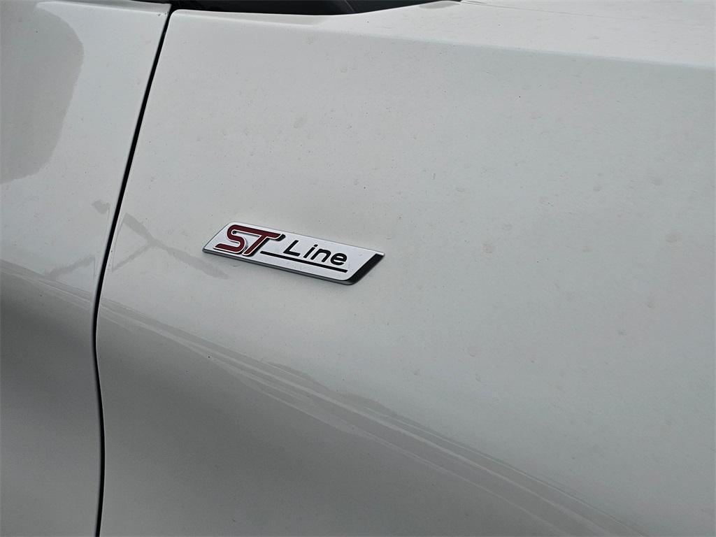 new 2025 Ford Explorer car, priced at $54,070