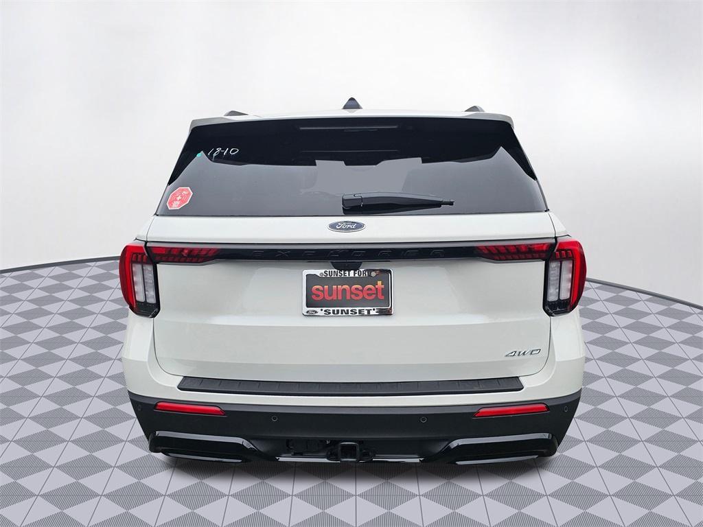 new 2025 Ford Explorer car, priced at $54,070