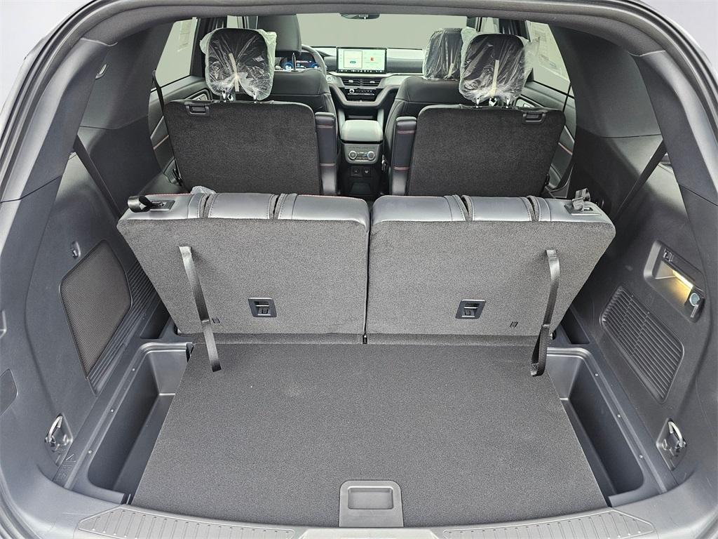 new 2025 Ford Explorer car, priced at $54,070