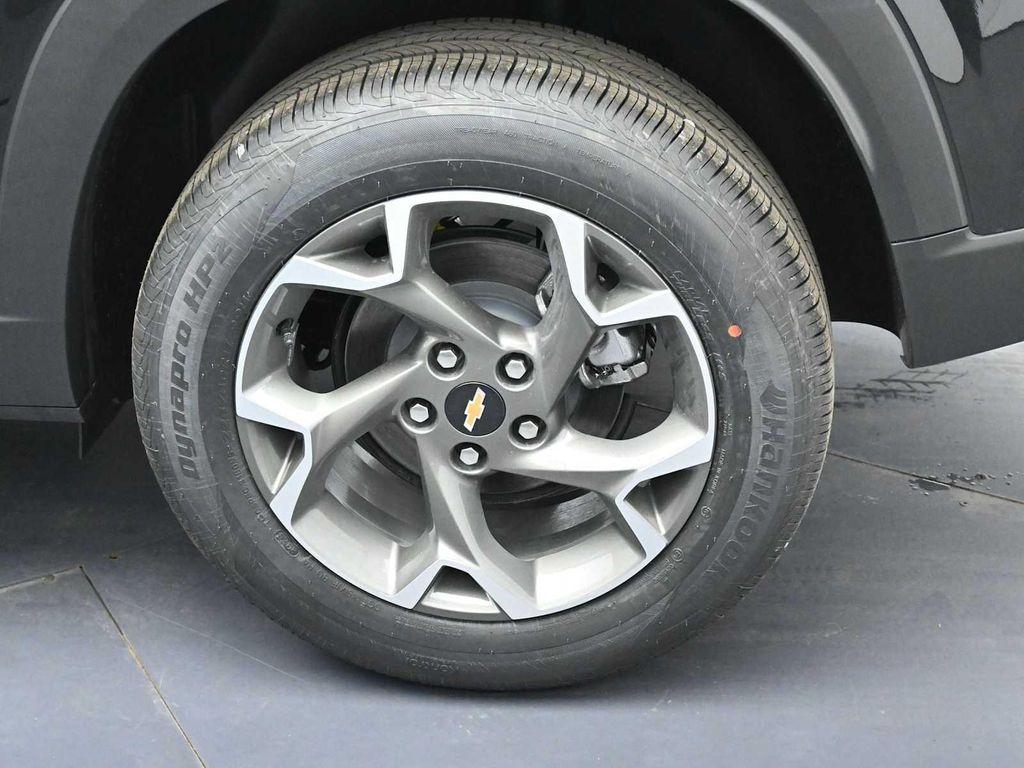 new 2026 Chevrolet Trax car, priced at $25,090