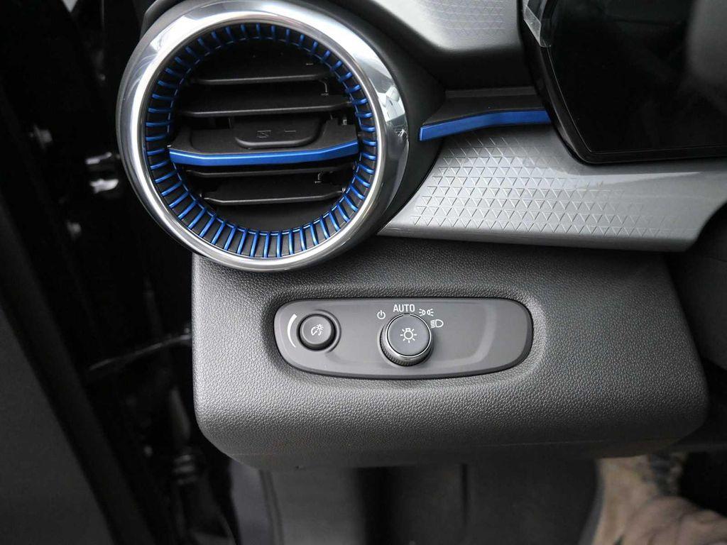 new 2026 Chevrolet Trax car, priced at $25,090