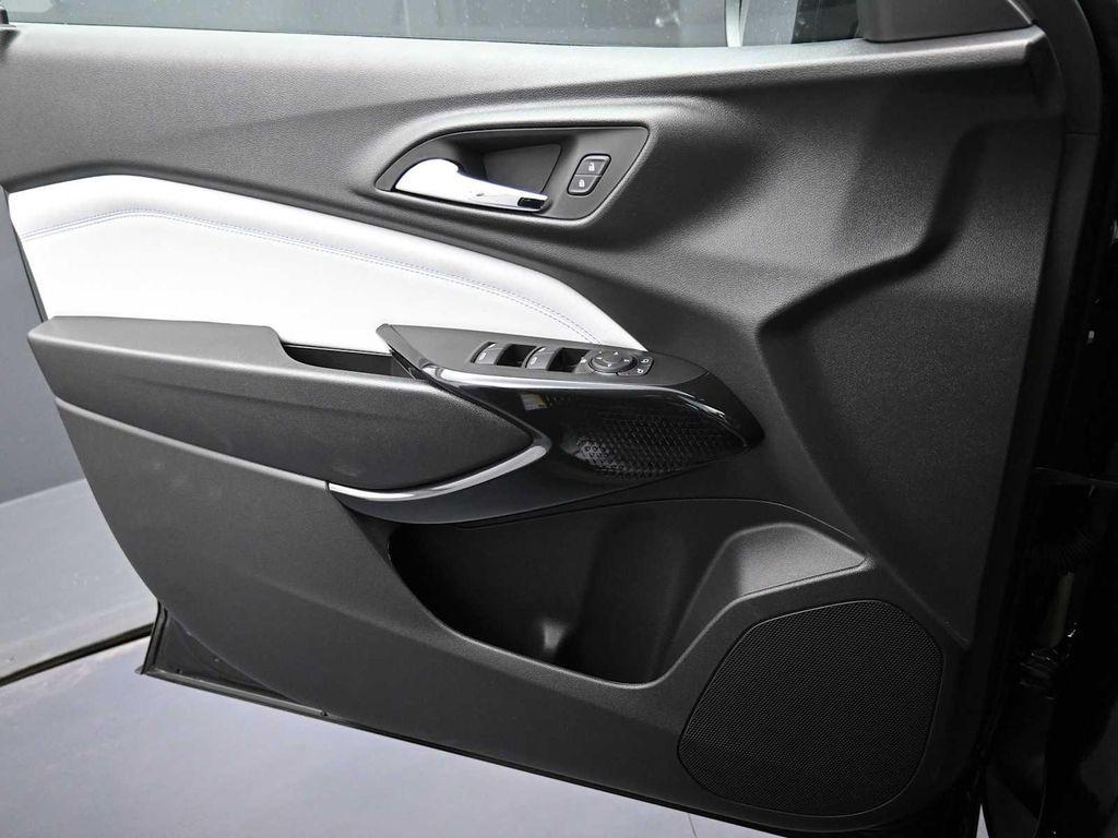 new 2026 Chevrolet Trax car, priced at $25,090