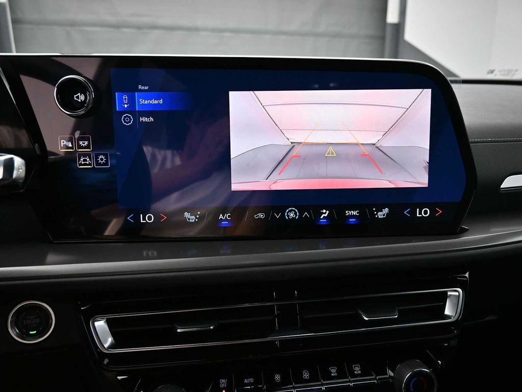 new 2026 Chevrolet Traverse car, priced at $45,615