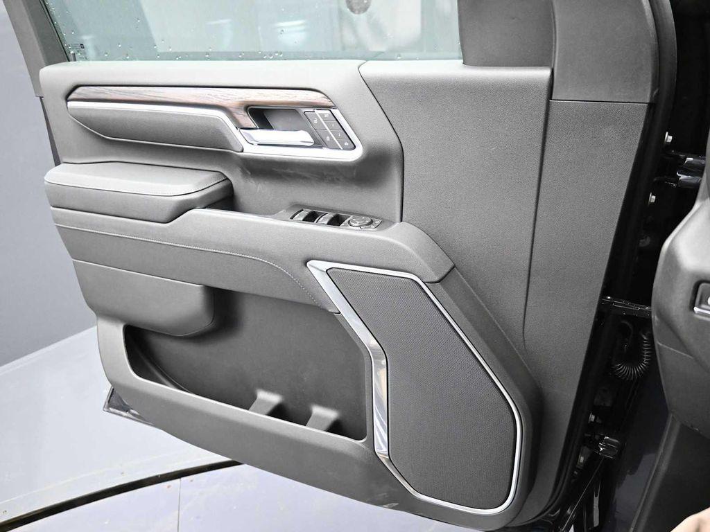 new 2026 GMC Sierra 2500 car, priced at $68,585