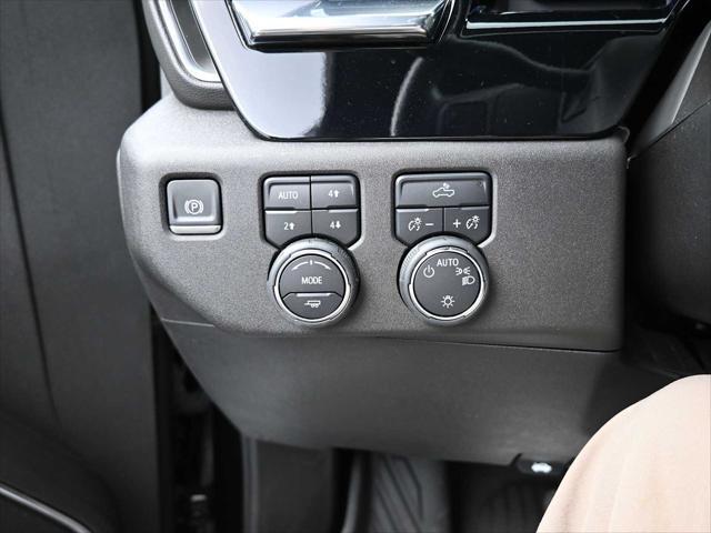used 2024 Chevrolet Silverado 1500 car, priced at $44,555