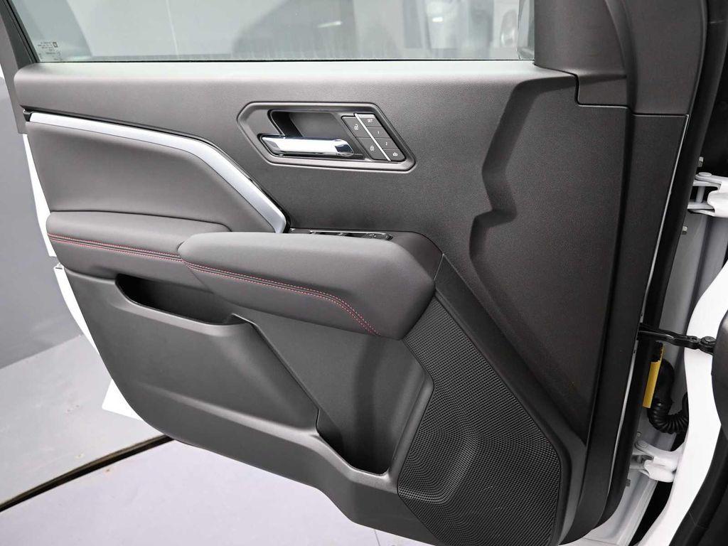 new 2026 Chevrolet Colorado car, priced at $45,465