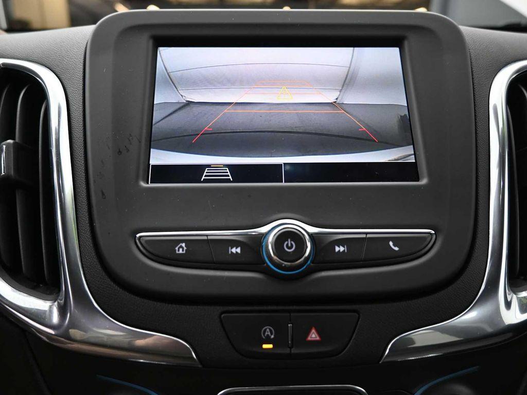 used 2023 Chevrolet Equinox car, priced at $21,914