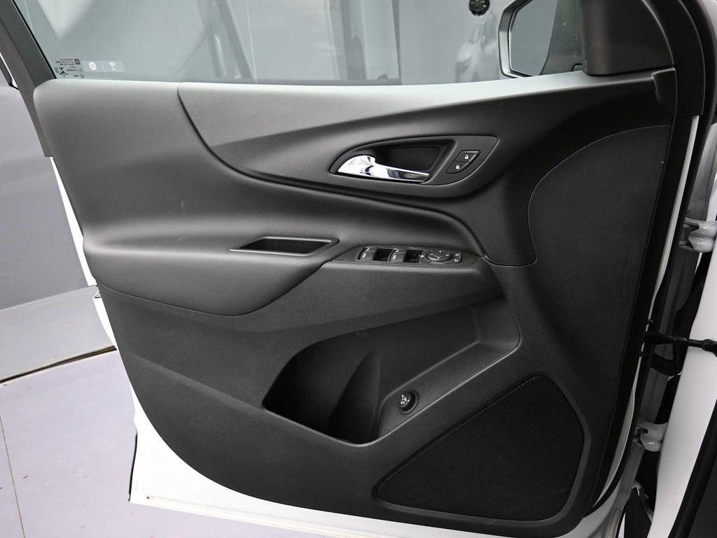 used 2023 Chevrolet Equinox car, priced at $21,914