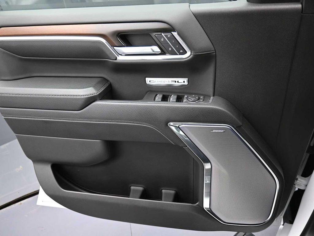 used 2024 GMC Sierra 1500 car, priced at $58,197