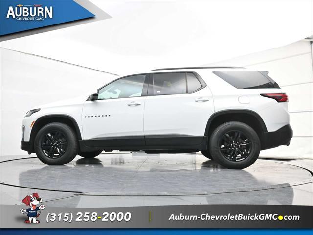 used 2023 Chevrolet Traverse car