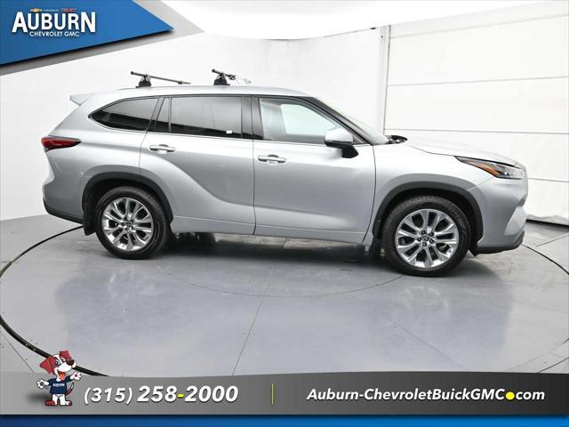 used 2021 Toyota Highlander car, priced at $33,133