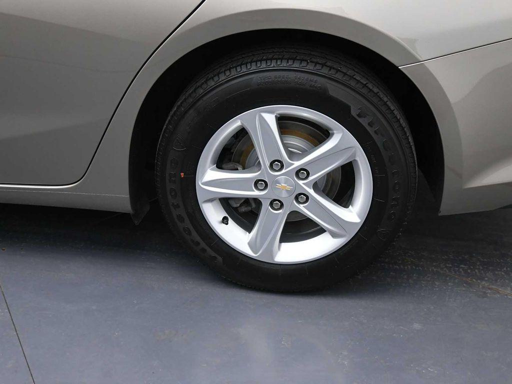 used 2022 Chevrolet Malibu car, priced at $19,995