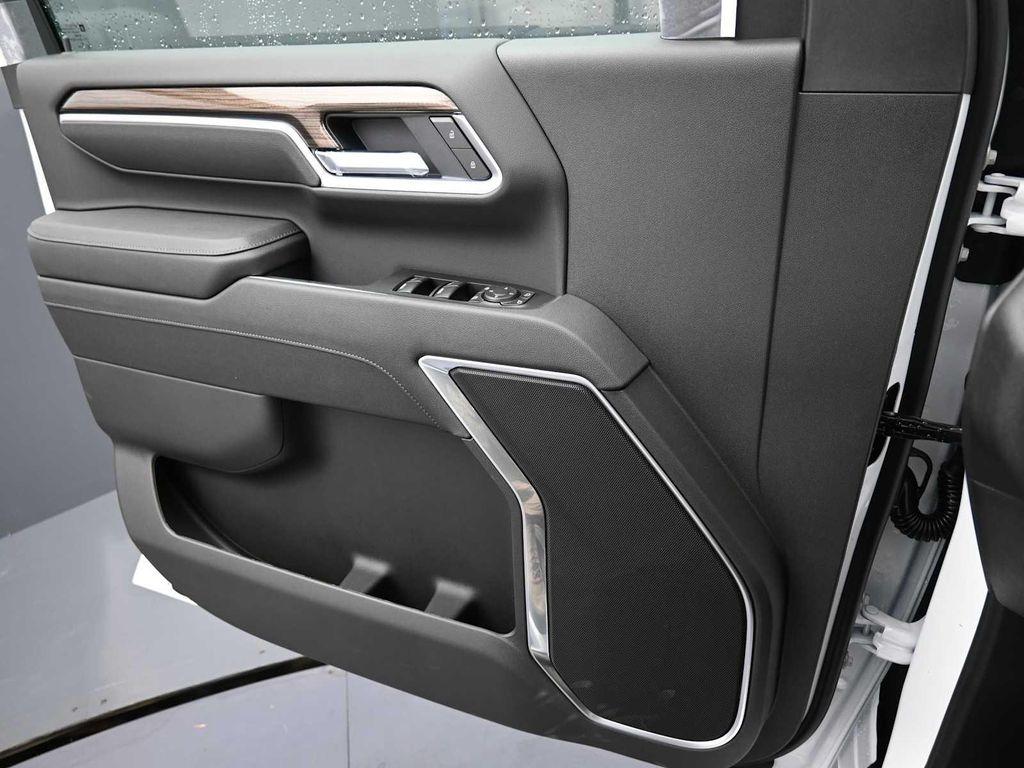 new 2026 Chevrolet Silverado 2500 car, priced at $68,040