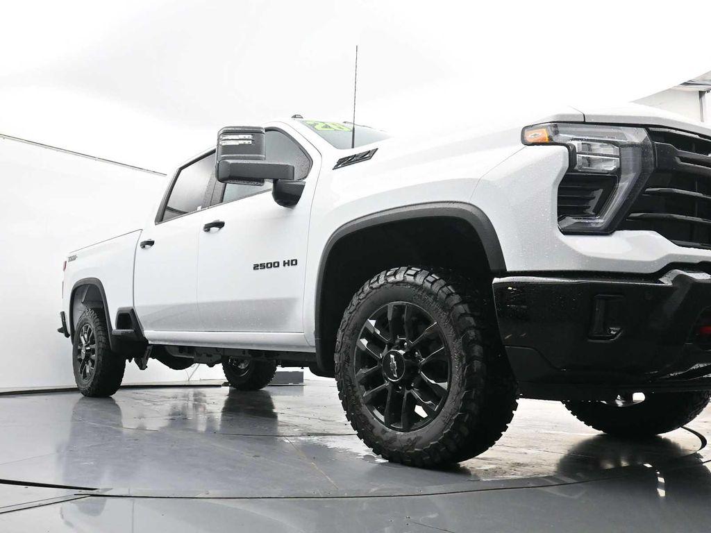 new 2026 Chevrolet Silverado 2500 car, priced at $68,040