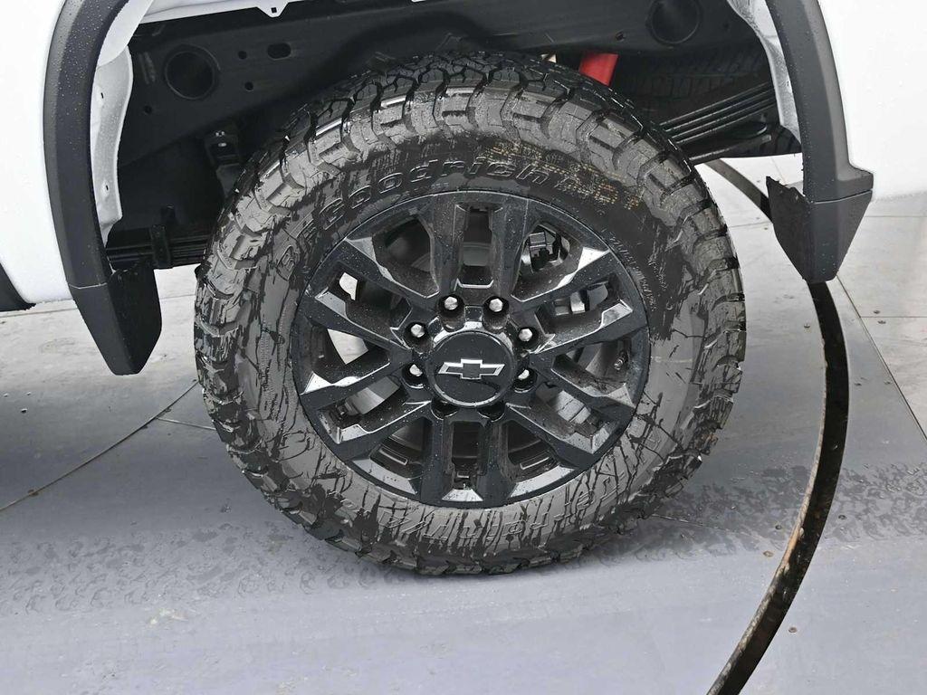 new 2026 Chevrolet Silverado 2500 car, priced at $68,040