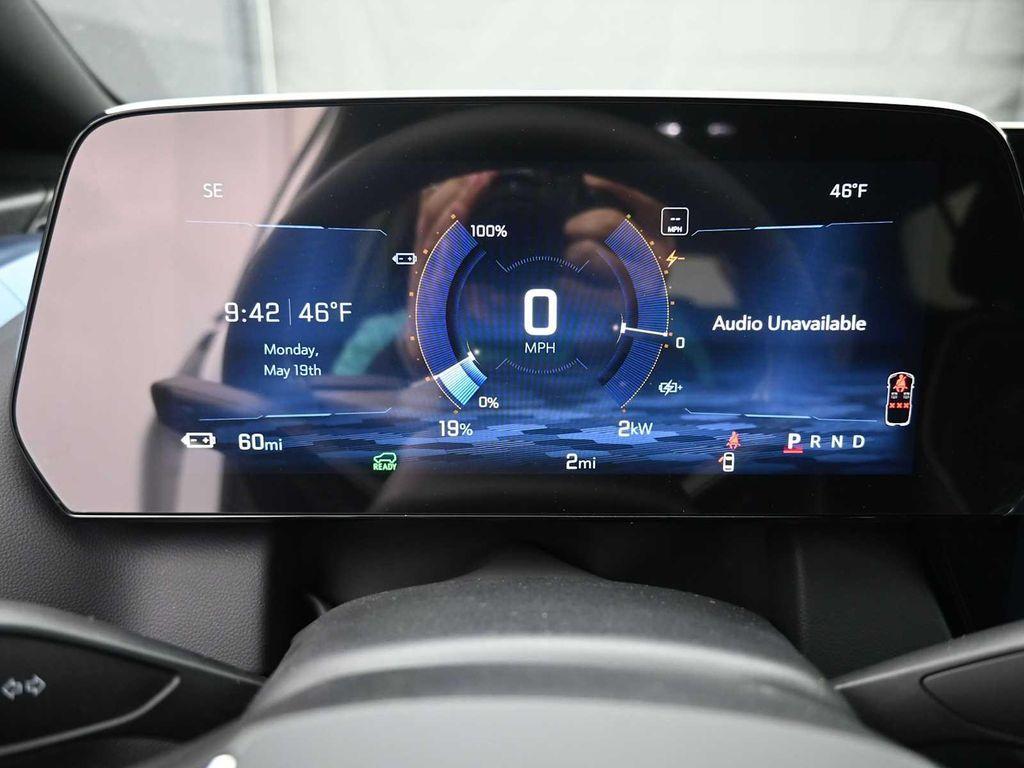 new 2025 Chevrolet Equinox EV car, priced at $48,995
