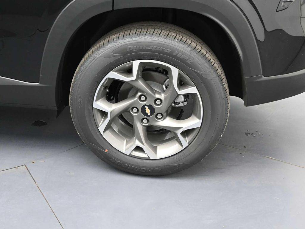 new 2026 Chevrolet Trax car, priced at $25,985