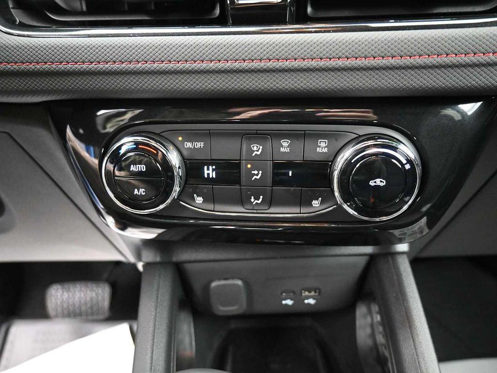 used 2024 Chevrolet TrailBlazer car, priced at $29,882