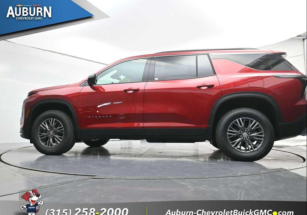 new 2026 Chevrolet Traverse car, priced at $45,190