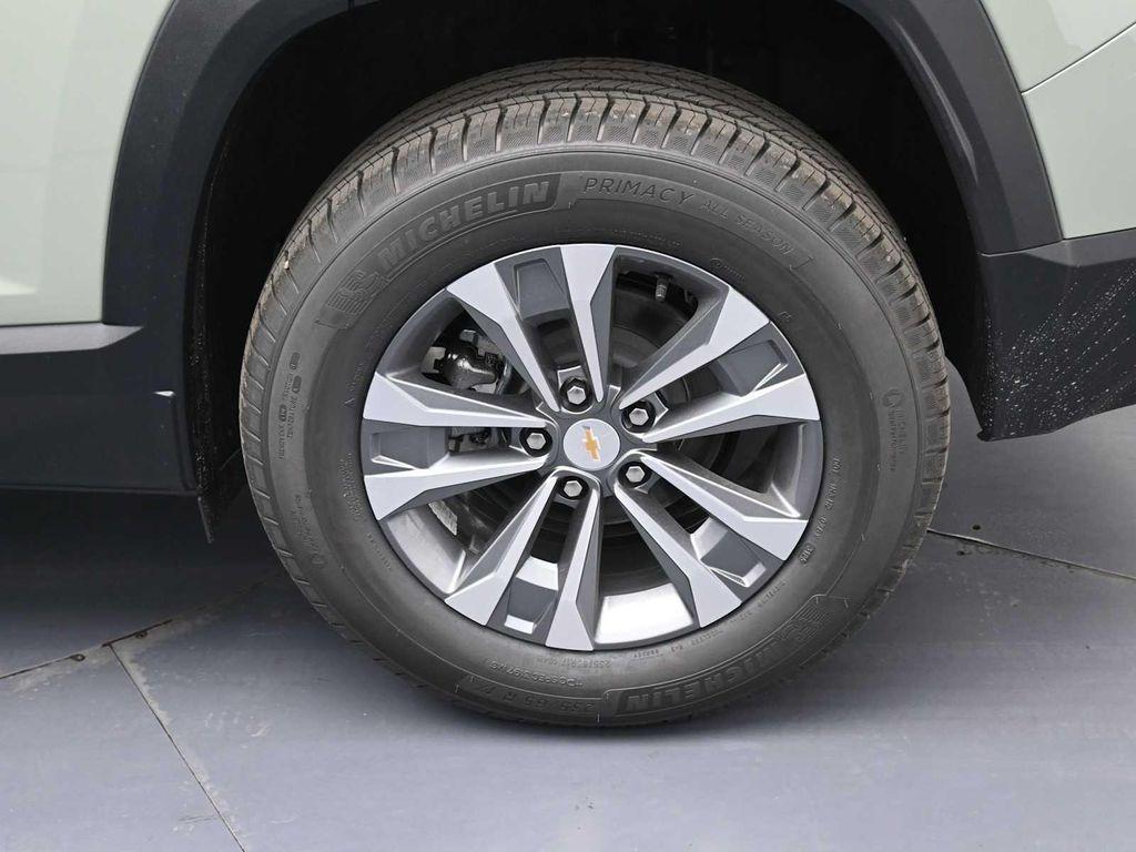 new 2026 Chevrolet Equinox car, priced at $34,810