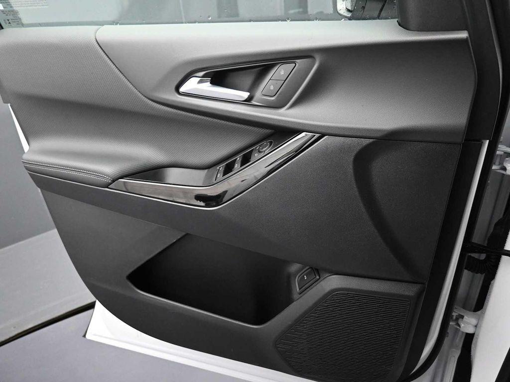 new 2026 Chevrolet Equinox car, priced at $35,755