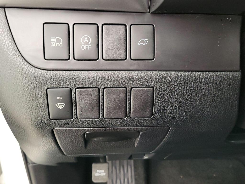 used 2019 Toyota Highlander car, priced at $30,998