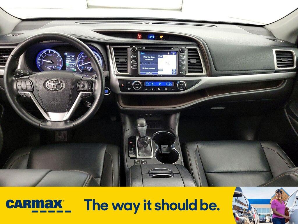 used 2019 Toyota Highlander car, priced at $30,998