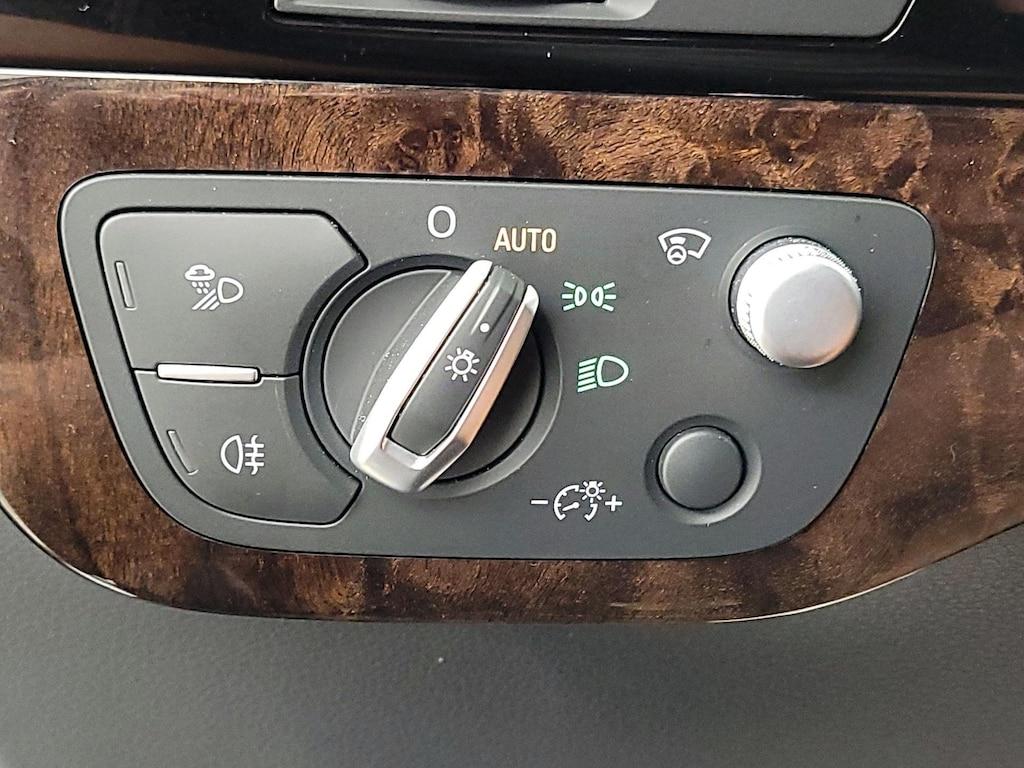used 2019 Audi Q7 car, priced at $30,998