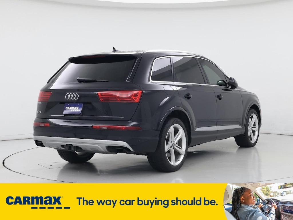 used 2019 Audi Q7 car, priced at $30,998