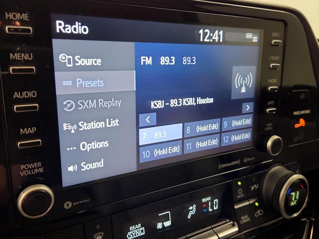 used 2022 Toyota Highlander car, priced at $31,998