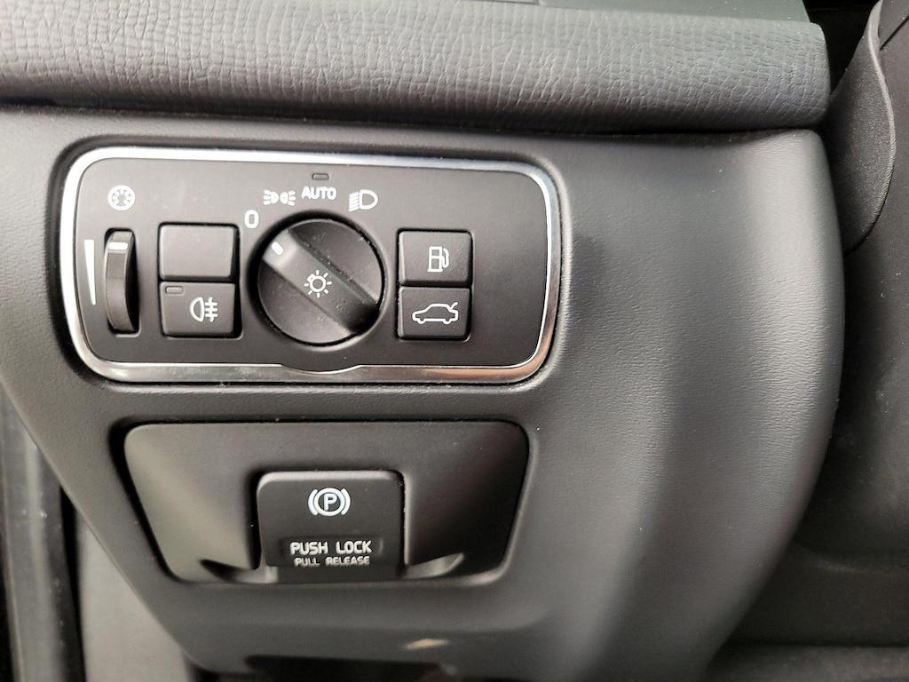used 2014 Volvo XC60 car, priced at $16,998