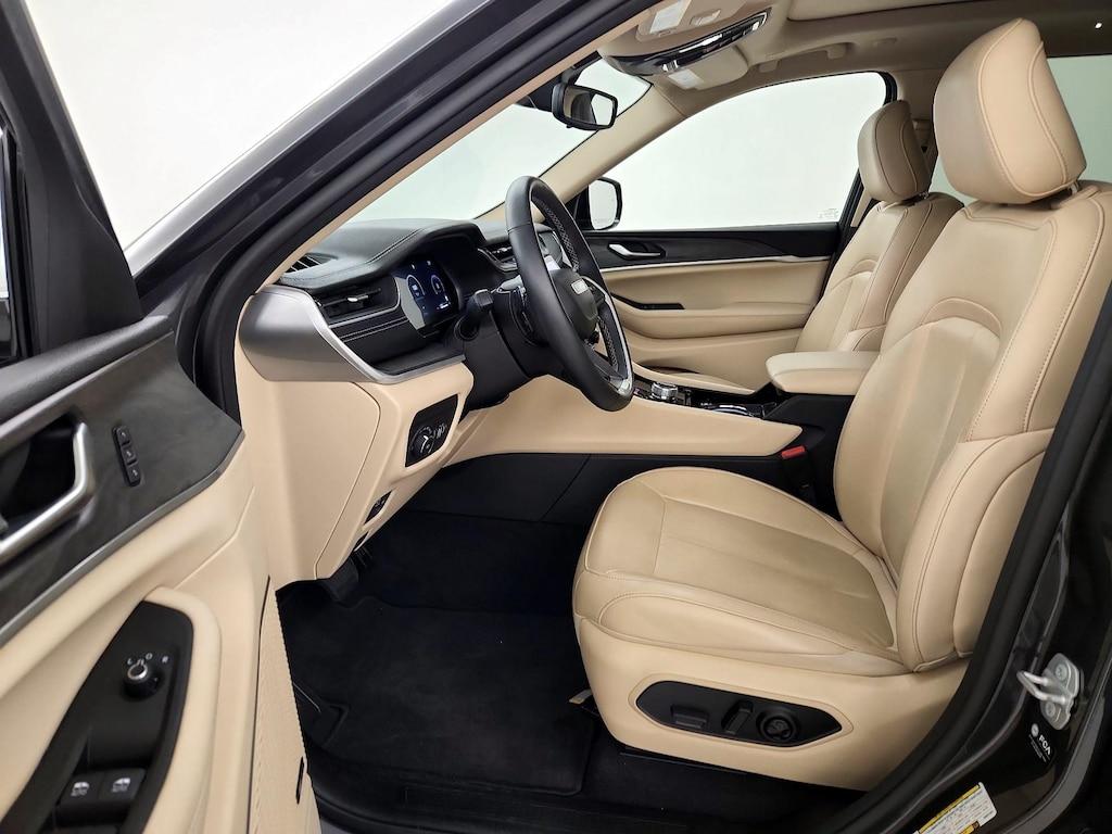 used 2022 Jeep Grand Cherokee car, priced at $34,998