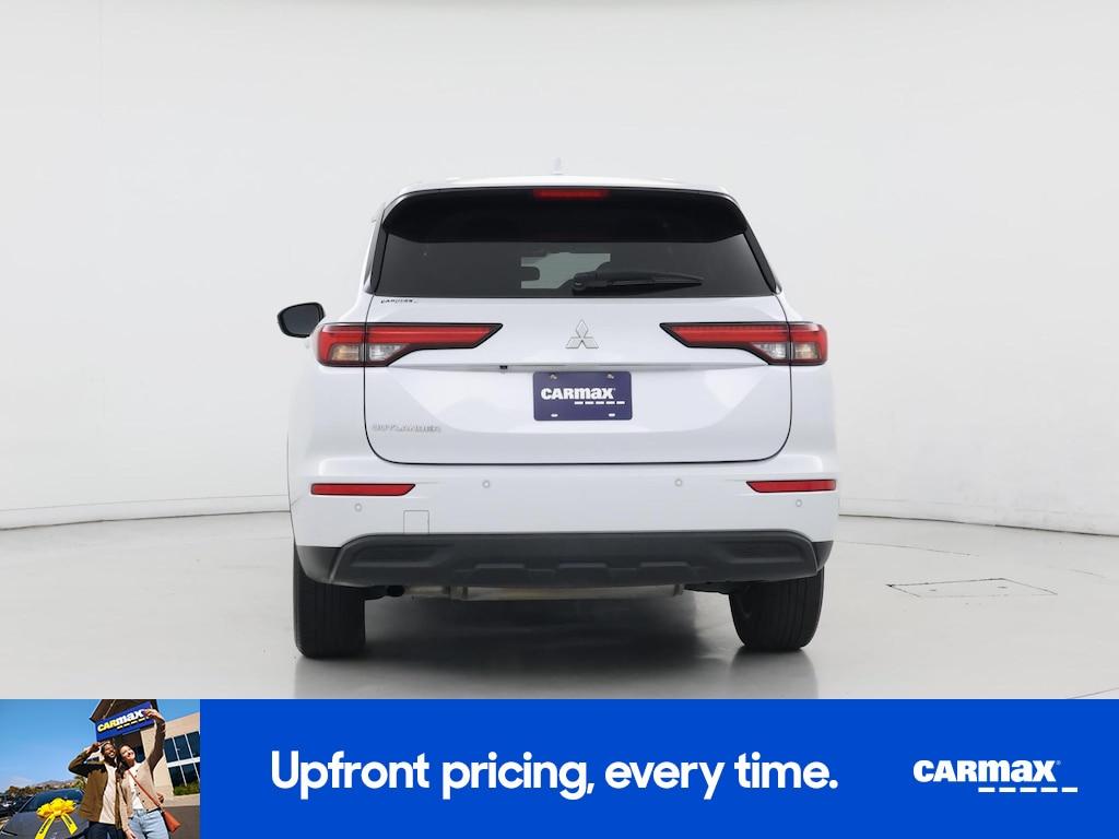 used 2024 Mitsubishi Outlander car, priced at $25,998
