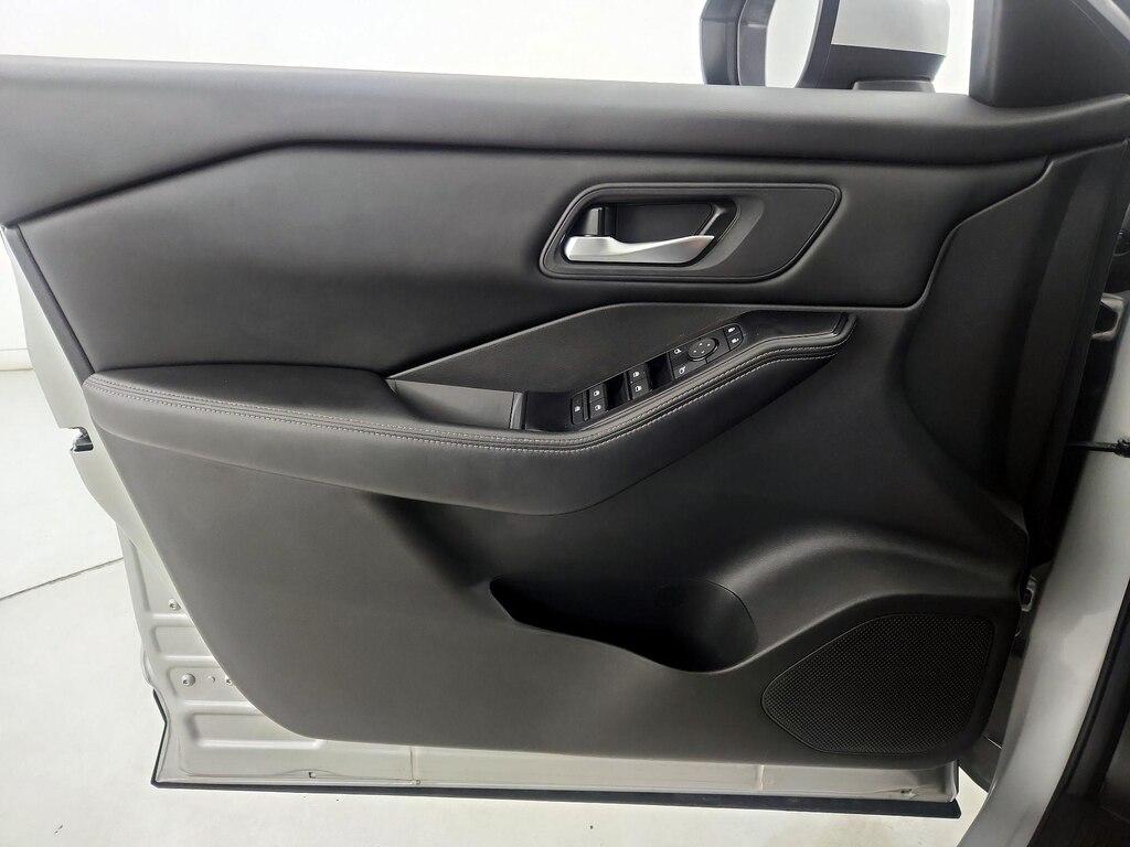 used 2024 Nissan Rogue car, priced at $24,998