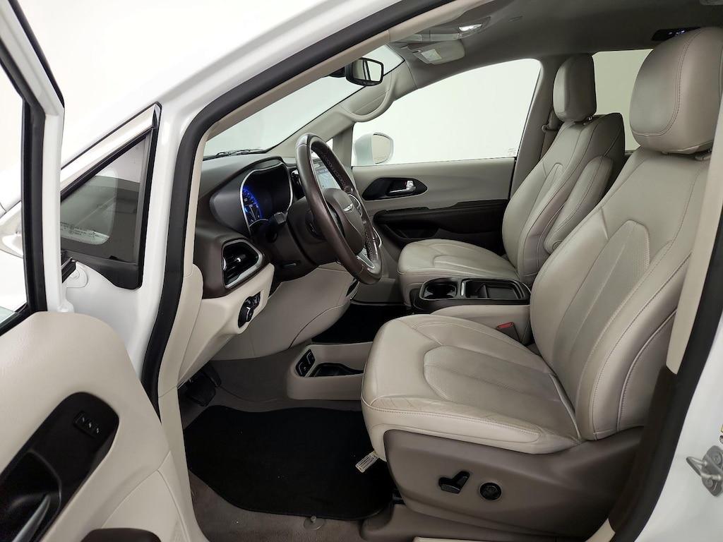 used 2020 Chrysler Pacifica car, priced at $26,998