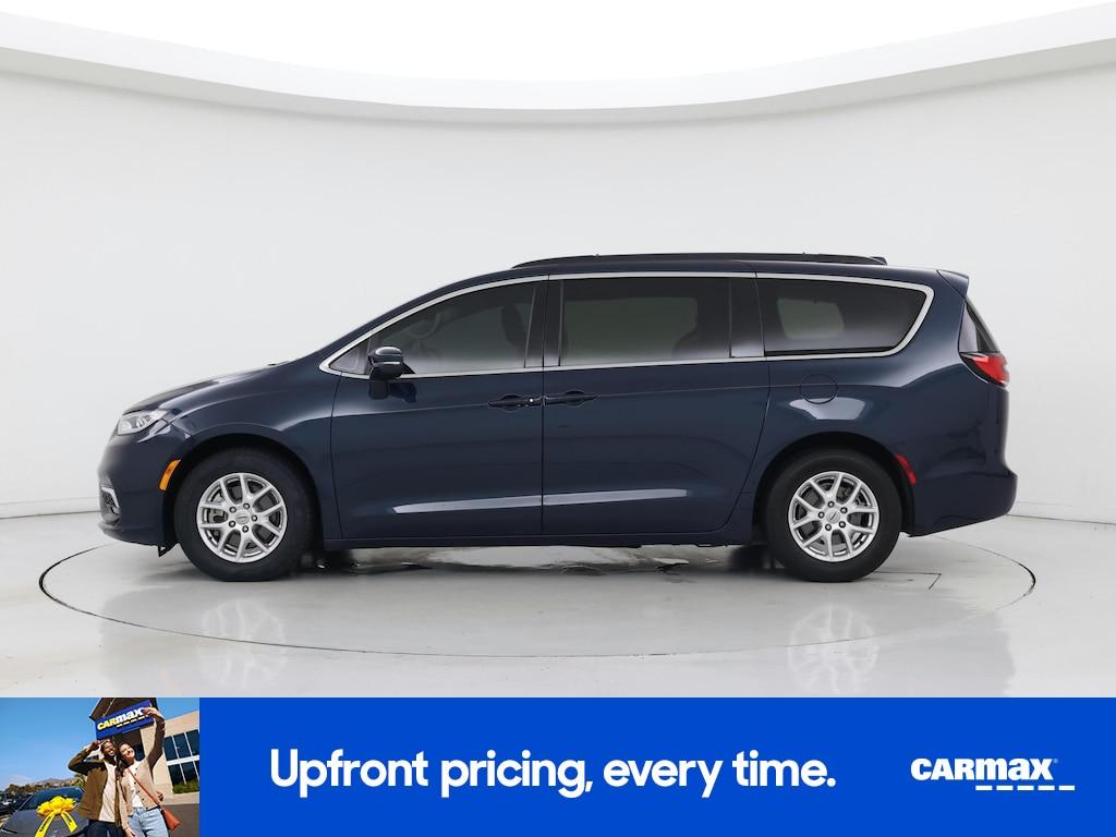 used 2022 Chrysler Pacifica car, priced at $29,998