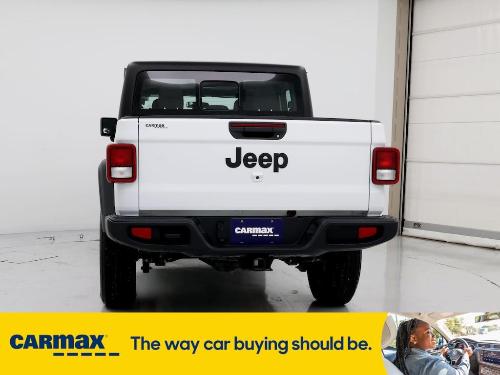 used 2023 Jeep Gladiator car, priced at $32,998