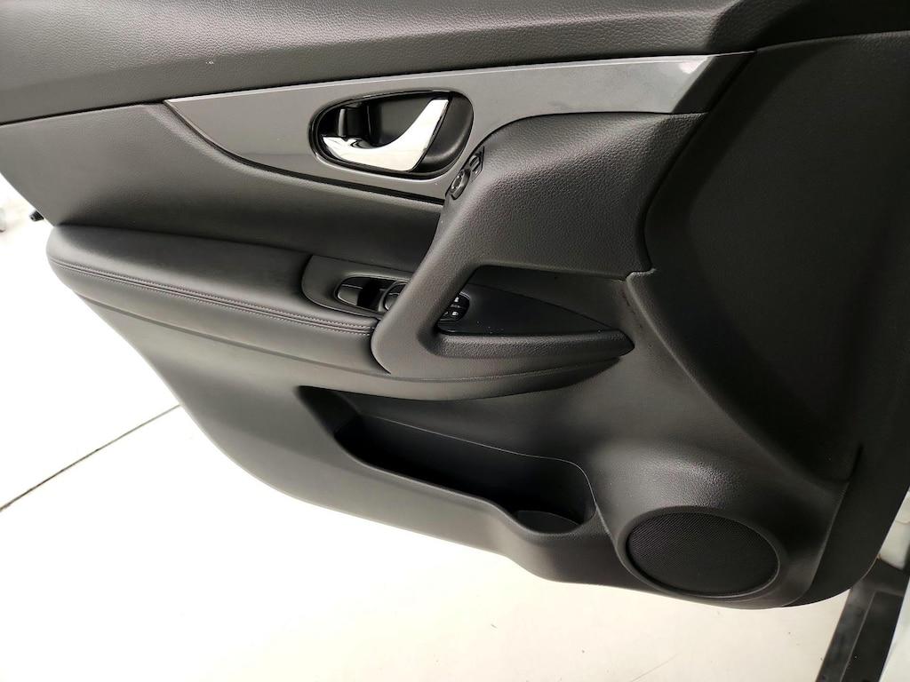 used 2017 Nissan Rogue car, priced at $15,998