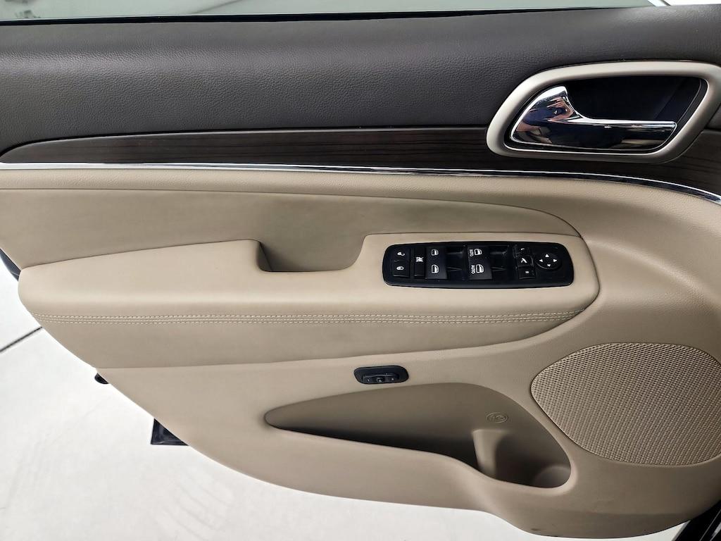 used 2015 Jeep Grand Cherokee car, priced at $16,998
